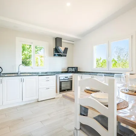 Mallorquin Oasis With Natural Pool 5min From The * Puerto Pollensa