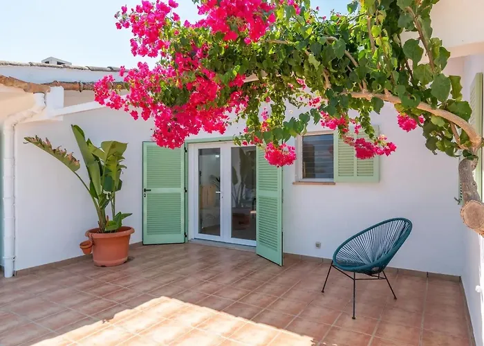 Villa Mallorquin Oasis With Natural Pool 5min From The Port de Pollença