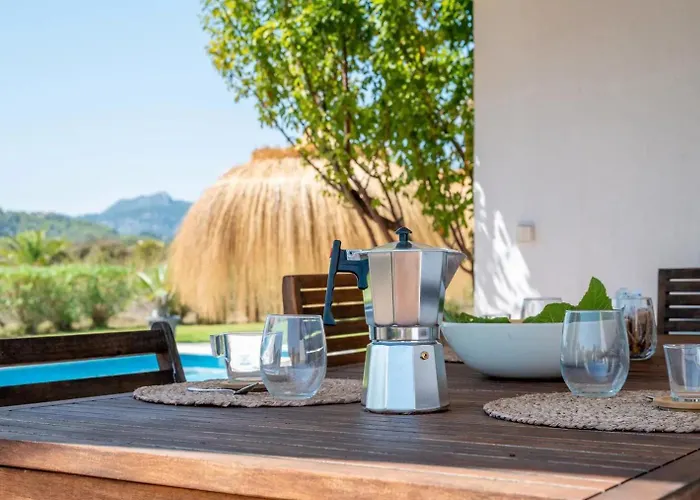 Mallorquin Oasis With Natural Pool 5min From The Villa