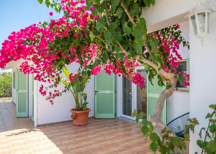 Mallorquin Oasis With Natural Pool 5min From The Villa *