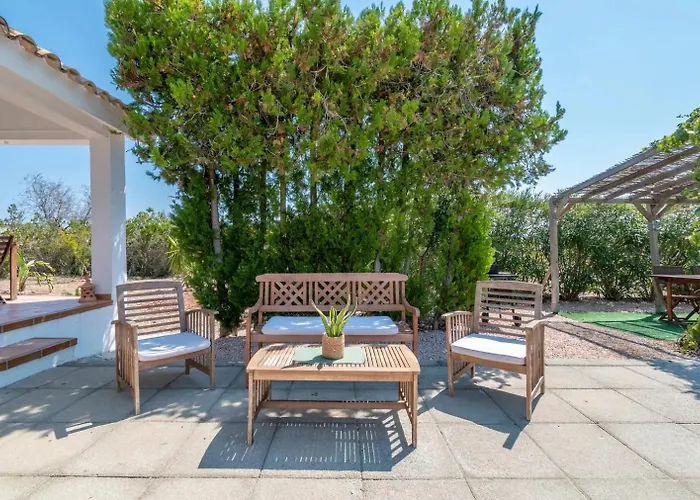 Villa Mallorquin Oasis With Natural Pool 5min From The