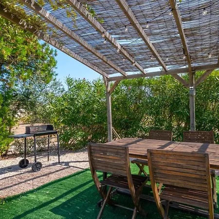 Mallorquin Oasis With Natural Pool 5min From The Villa *