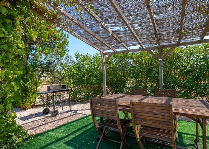 Mallorquin Oasis With Natural Pool 5min From The فيلة *