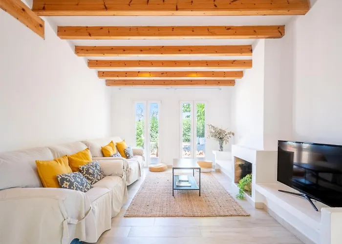 Mallorquin Oasis With Natural Pool 5min From The Willa