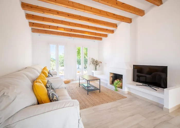 Mallorquin Oasis With Natural Pool 5min From The * Port de Pollença