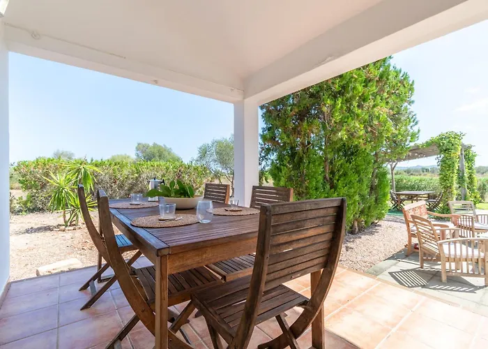 Mallorquin Oasis With Natural Pool 5min From The *