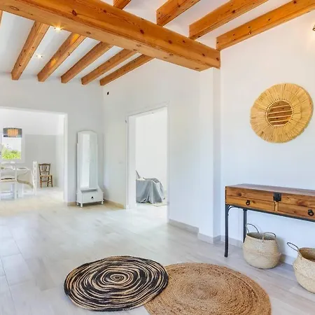 Mallorquin Oasis With Natural Pool 5min From The